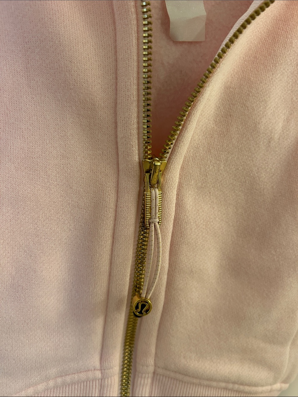 Lululemon Scuba Full-Zip Cropped Hoodie - Picture 4 of 6